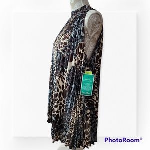 Agora animal print halter blouse size Large